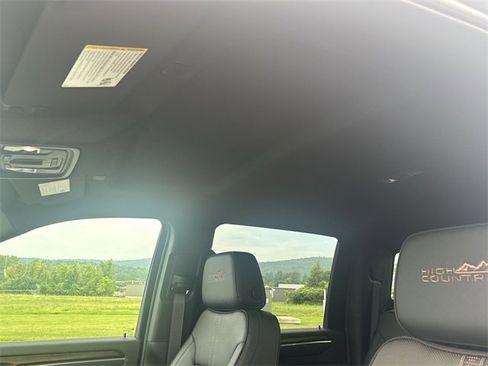 New 2025 Chevrolet Silverado 2500 High Country w/ Technology Package image 19