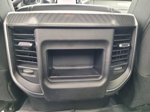 New 2026 RAM 2500 Big Horn AWD/4WD image 13