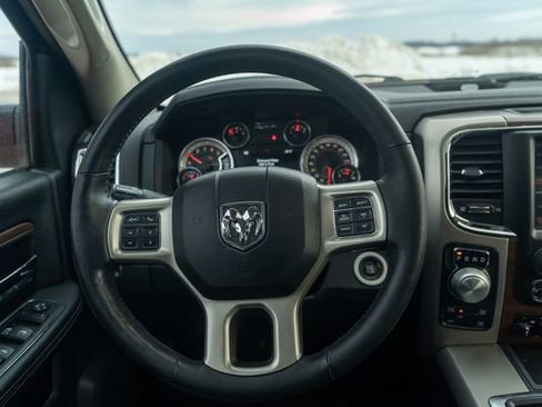 Used 2015 RAM 1500 Laramie w/ Convenience Group image 12