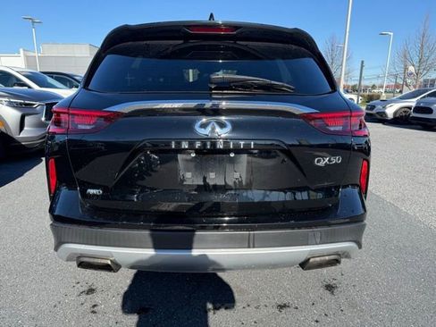 Used 2019 INFINITI QX50 Luxe w/ Navigation Package image 11