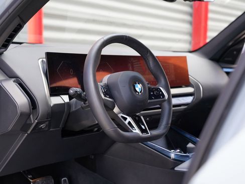 Used 2025 BMW X3 xDrive30i w/ Premium Package image 16