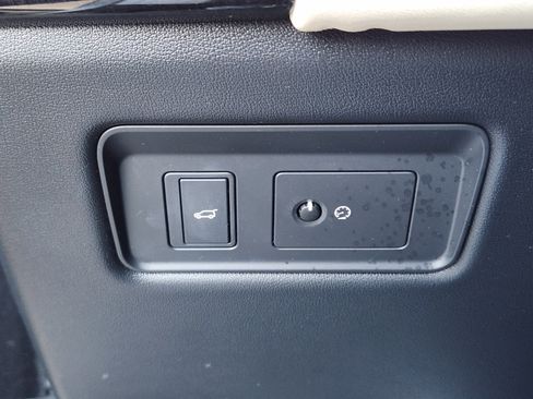 Used 2018 Land Rover Range Rover Sport Supercharged image 21