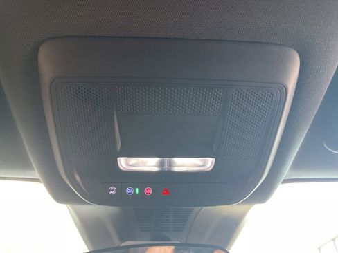 New 2025 Chevrolet Blazer EV LT image 19