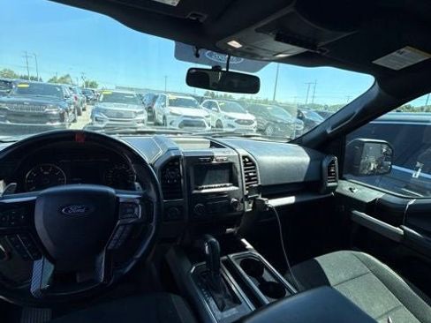 Used 2018 Ford F150 Raptor AWD/4WD image 11