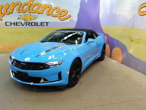 Used 2023 Chevrolet Camaro LT image 4