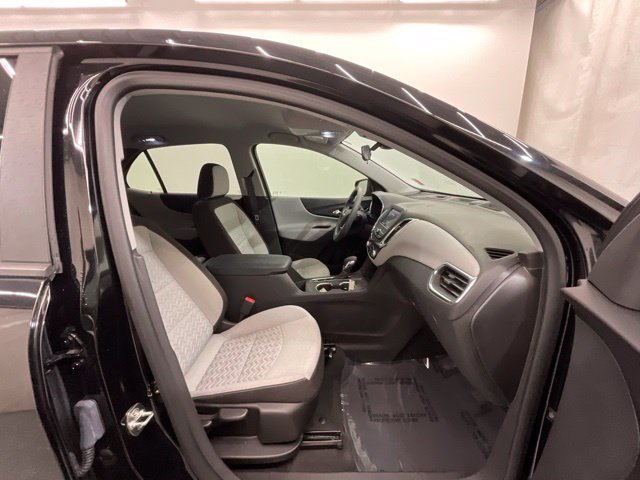 Used 2024 Chevrolet Equinox LS w/ LS Convenience Package FWD image 23