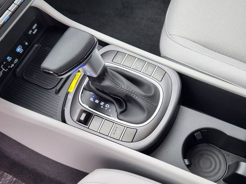 New 2026 Hyundai Kona SEL Sport AWD/4WD image 15