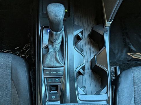 Used 2025 Toyota Camry LE image 24