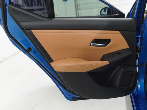 Used 2020 Nissan Sentra SV w/ SV Premium Package FWD image 23