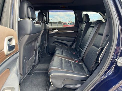 Used 2014 Jeep Grand Cherokee Overland w/ Advanced Technology Group image 16