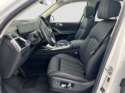 Used 2026 BMW X7 xDrive40i AWD/4WD image 18