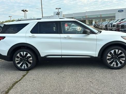 New 2027 Ford Explorer Platinum w/ LUX Leather Package AWD/4WD image 27