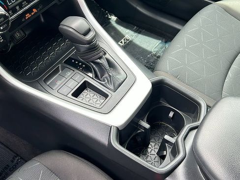 Used 2023 Toyota RAV4 XLE w/ Convenience Package FWD image 17