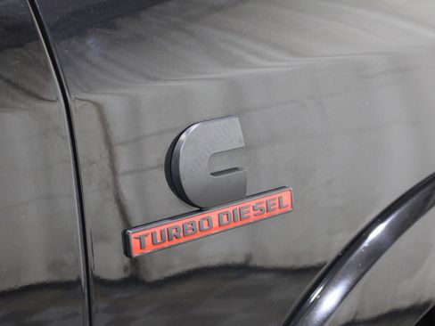 Used 2022 RAM 3500 Laramie image 32