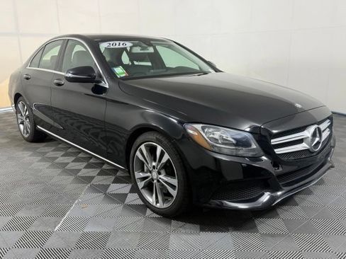 Used 2016 Mercedes-Benz C 300 Sedan image 10