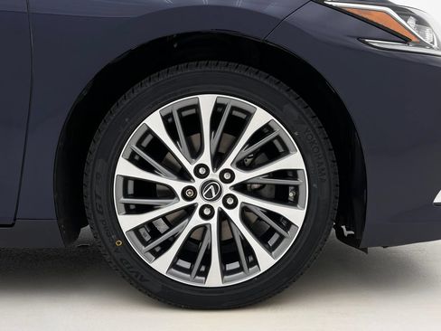 Certified 2021 Lexus ES 350 w/ Premium Package FWD image 30