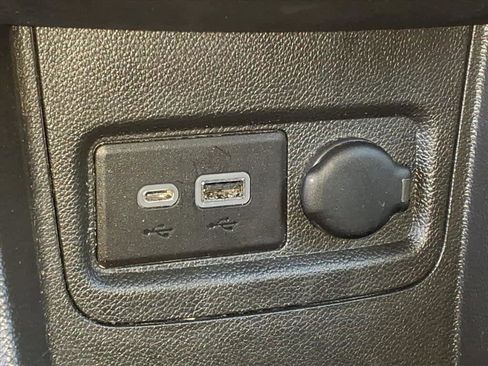 Used 2022 Chevrolet Spark LT image 17