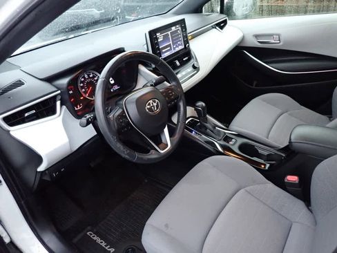 Used 2020 Toyota Corolla SE image 22