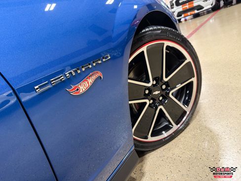 Used 2013 Chevrolet Camaro SS w/ Hot Wheels Special Edition RWD image 46