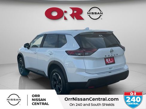 New 2026 Nissan Rogue SV FWD image 7
