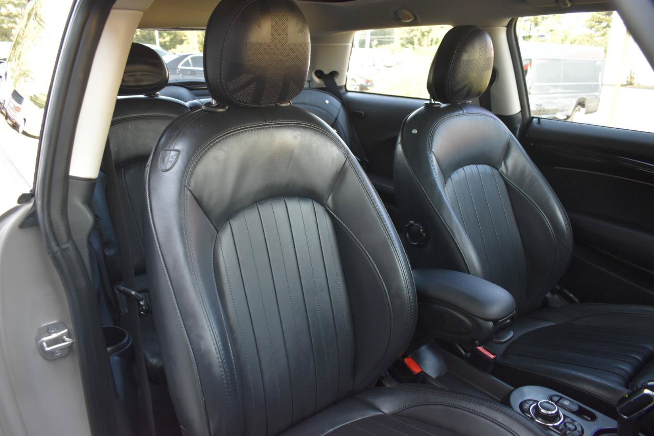 Used 2022 MINI Cooper S w/ Driver Assistance Package FWD image 29