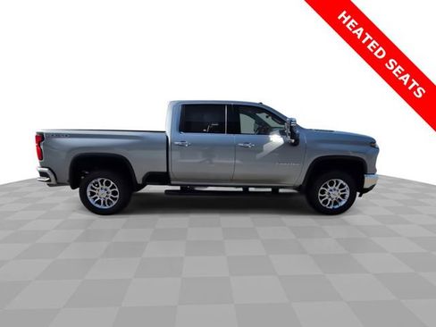 Used 2024 Chevrolet Silverado 3500 LTZ w/ LTZ Premium Package image 9