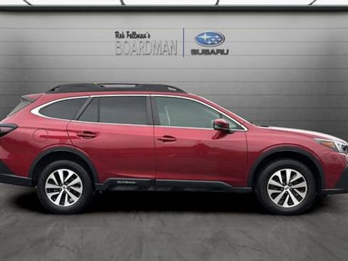 Used 2022 Subaru Outback Premium image 3