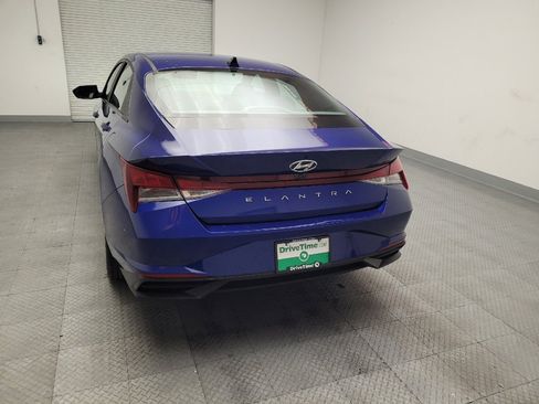 Used 2023 Hyundai Elantra SEL w/ Convenience Package FWD image 6