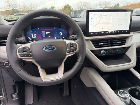 New 2026 Ford Explorer Active image 12