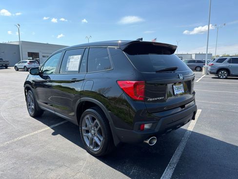 Used 2022 Honda Passport EX-L image 4