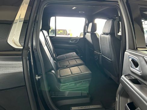 Used 2024 Chevrolet Suburban LT AWD/4WD image 39