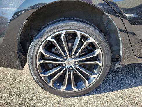 Used 2016 Toyota Corolla S image 25