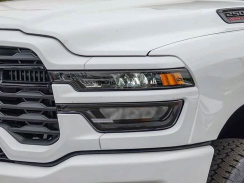 Used 2026 RAM 2500 Big Horn AWD/4WD image 8