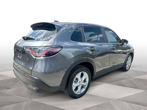 Used 2025 Honda HR-V LX image 8