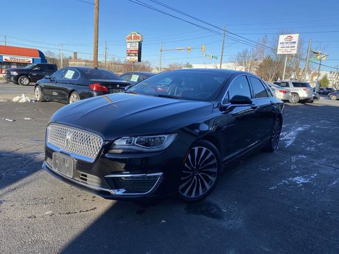Used 2017 Lincoln MKZ Black Label image 2