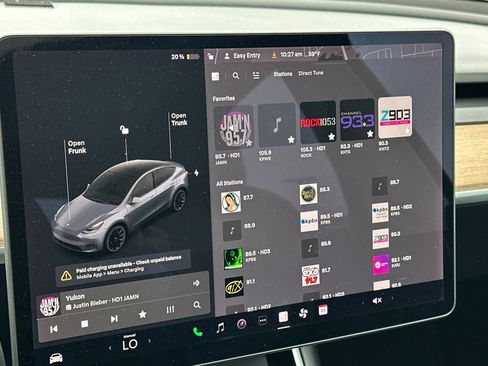 Used 2021 Tesla Model Y 2WD image 16