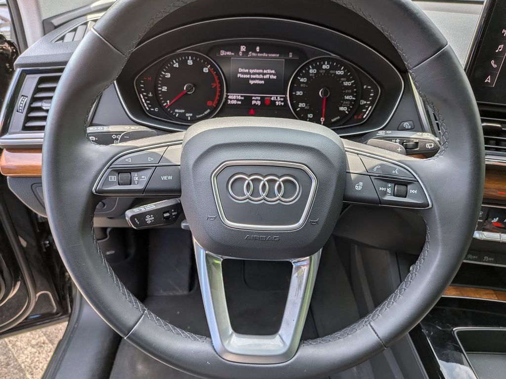 Used 2023 Audi Q5 Premium Plus w/ Convenience Package AWD/4WD image 16