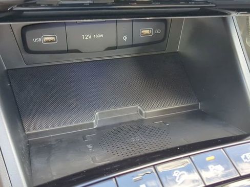 New 2024 Hyundai Tucson Limited image 24