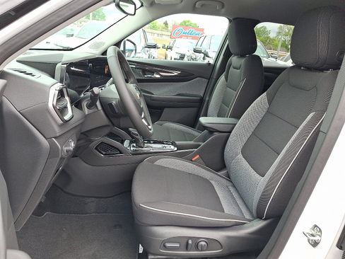 New 2026 Chevrolet TrailBlazer LT AWD/4WD image 6
