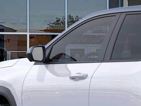 New 2026 Chevrolet Equinox LT FWD image 36
