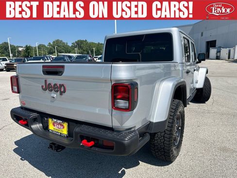 Used 2022 Jeep Gladiator Rubicon w/ Cold Weather Group AWD/4WD image 3
