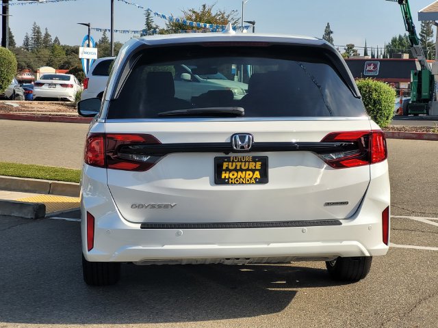 New 2027 Honda Odyssey Touring image 6