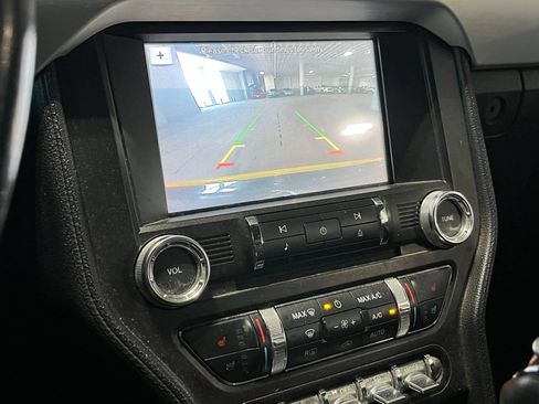 Used 2017 Ford Mustang Premium RWD image 21