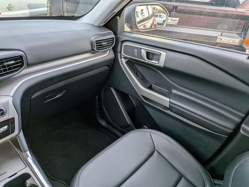 Certified 2023 Ford Explorer XLT w/ Equipment Group 202A image 19
