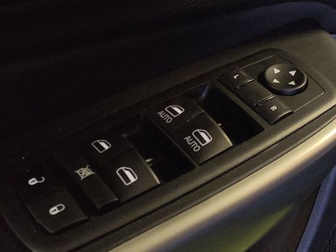 Used 2021 Jeep Cherokee Latitude Lux 80th Anniv w/ Quick Order Package 26U 80TH image 27