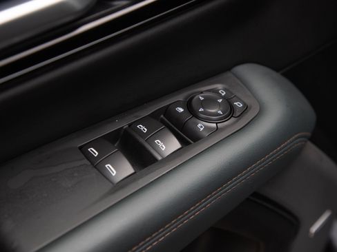 Used 2026 GMC Yukon AT4 w/ AT4 Premium Plus Package AWD/4WD image 23