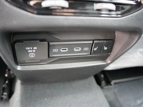 New 2026 Jeep Grand Cherokee Limited AWD/4WD image 12