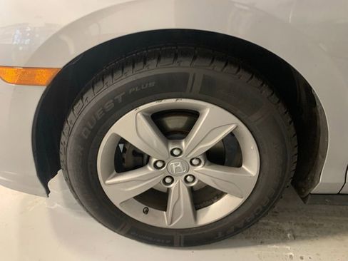 Used 2019 Honda Odyssey EX-L image 11