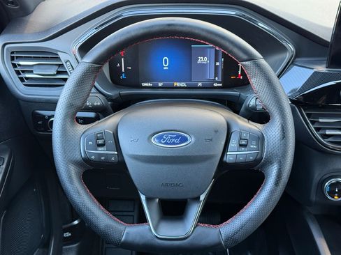 Used 2025 Ford Escape ST-Line Select image 24