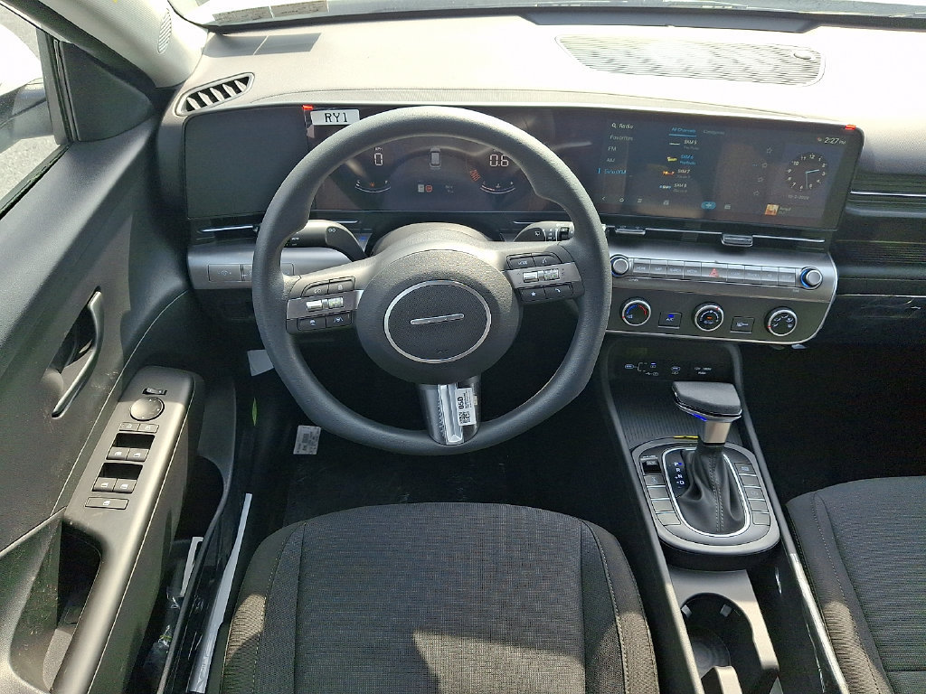 New 2027 Hyundai Kona SE AWD/4WD image 10
